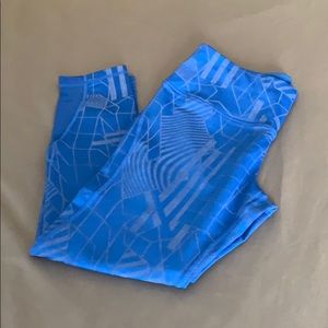 MPG Capris